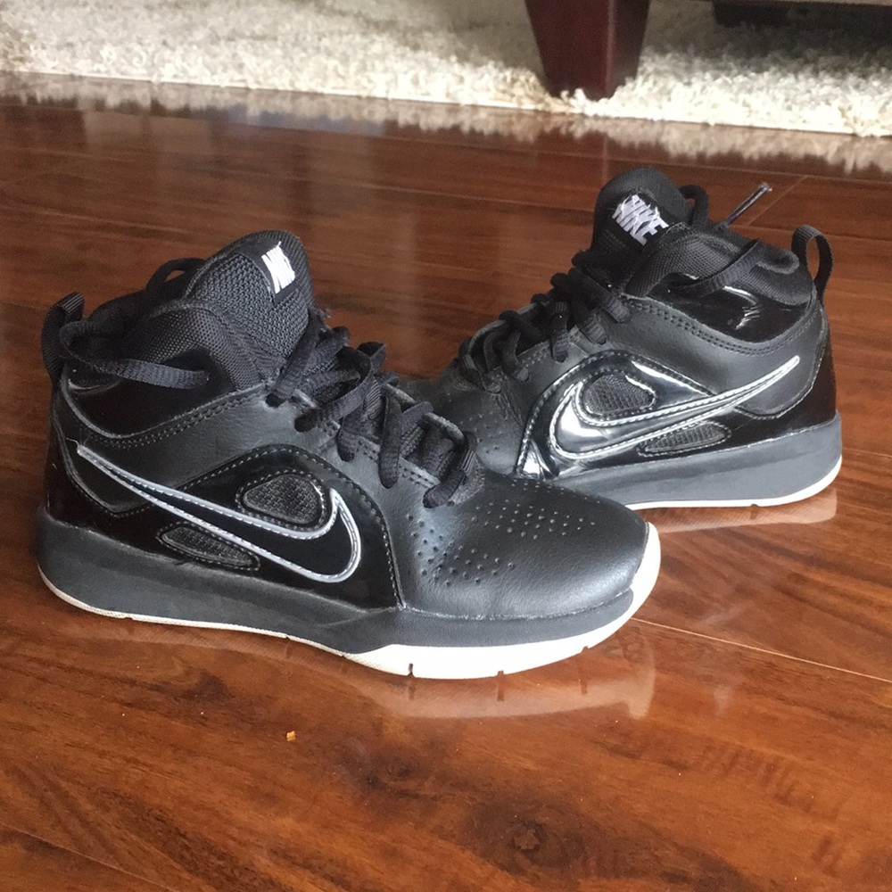 Nike little Boys high tops black patent leather